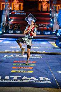 BIB: 4714, 1049
                            <button type="button" onclick="openModal(22750904)" class="btn btn-primary btn-sm float-right btn-popup" data-toggle="modal" data-target=".modal-high-quality">
                        <i class="fas fa-shopping-cart"></i> Add to Cart
                    </button>
                                            <button type="button" onclick="isThisMe(22750904, true)" class="btn btn-success btn-sm float-right btn-popup btn-isme hidden" data-toggle="tooltip" data-placement="bottom" title="นี่คือรูปของคุณใช่ไหม คลิกที่นี่เพื่อเอาเข้าอัลบั้ม">
                        <i class="fas fa-plus"></i> Add to album
                    </button>
                    <button type="button" onclick="isThisMe(22750904, false)" class="btn btn-warning btn-sm float-right btn-popup btn-isnotme hidden">
                        <i class="fas fa-ban"></i> Remove from album
                    </button>